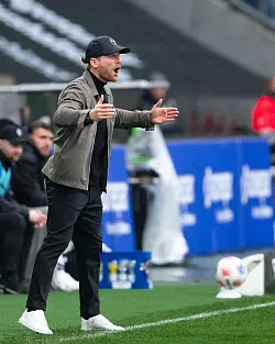 Gladbachs Coach Eugen Polanski hofft auf die Wende. - &copy; Marius Becker/dpa