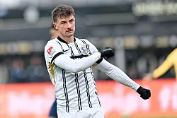 Erzielte den verdienten Ausgleich f&uuml;r Elversberg: Lukas Petkov. - &copy; Uwe Anspach/dpa