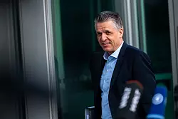 Top-Verhandler von CDU, CSU und SPD ringen angesichts einer in Umfragen immer mehr erstarkenden AfD weiter um die Finanzierung zentraler Projekte einer schwarz-roten Koalition. Hier der Parlamentarische Geschäftsführer der Unionsfraktion im Bundestag, Thorsten Frei (CDU). - © Christophe Gateau/dpa