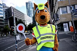 Mehr Unf&auml;lle von Kindern auf dem Schulweg wurden registriert. - &copy; Britta Pedersen/dpa