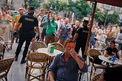 Der Tourismus ist gut für die Wirtschaft. - © Joan Mateu Parra/AP/dpa