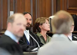 Die Unternehmerin Christina Block stellt sich als Angeklagte den Fragen des Hamburger Landgerichts. - &copy; Marcus Brandt/dpa-Pool/dpa