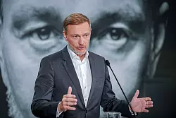 Die FDP mit Spitzenkandidat Christian Lindner hat ihr Programm noch nicht vorgestellt, es ist aber bereits bekannt. - © Kay Nietfeld/dpa