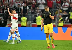 Erlebte eine bittere R&uuml;ckkehr: Ex-VfB-Kapit&auml;n und Neu-Dortmunder Waldemar Anton. - &copy; Jan-Philipp Strobel/dpa