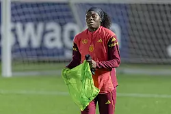 Ihre Torquote beim DFB ist ausbaufähig: In 29 Länderspielen traf Nicole Anyomi erst dreimal. - © Jürgen Kessler/dpa