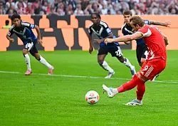 Wieder eiskalt vom Elfmeterpunkt: Harry Kane. - © Sven Hoppe/dpa