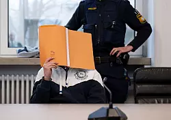 In dem Prozess sind vier Männer, drei aus dem Raum Schwerin (Mecklenburg-Vorpommern) und ein Verdächtiger aus Berlin, angeklagt. - © Sven Hoppe/dpa