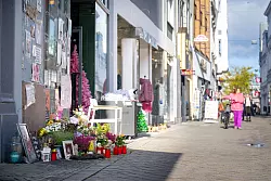 Die t&ouml;dlichen Polizeisch&uuml;sse auf einen jungen Mann in Oldenburg haben f&uuml;r gro&szlig;e Anteilnahme und eine gesellschaftliche Debatte gesorgt. (Archivbild) - &copy; Sina Schuldt/dpa