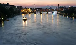 In Basel sind schon vor der ESC-Entscheidung die Hotelpreise ins Unermessliche geschossen (Archivbild) - &copy; Thomas Eisenhuth/dpa-Zentralbild/dpa-tmn