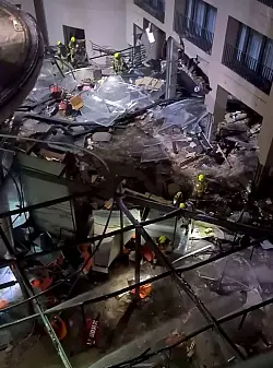 Tr&uuml;mmer des Aquariums und der Hotellobby. - &copy; Iva Yudinski/instagram/tnn/dpa