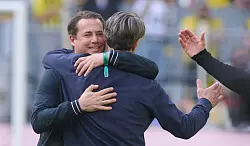 Die BVB-Bosse um Sportchef Lars Ricken sind hochzufrieden mit der Arbeit von Trainer Niko Kovac - © Bernd Thissen/dpa