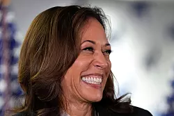 US-Vize Harris ist bereits mitten im Wahlkampfmodus. (Archivbild) - &copy; Erin Schaff/POOL The New York Times/AP/dpa