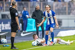 Zum Verzweifeln: Herthas Fabian Reese schreit seinen Frust heraus. - © Andreas Gora/dpa