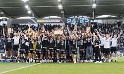 Die Spieler hätten sich auch eine nur friedliche Feier gewünscht. - © Erwin Scheriau/APA/dpa
