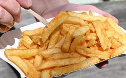 Drei Portionen Pommes pro Woche erh&ouml;hen das Risiko von Diabetes einer Studie zufolge um 20 Prozent. - &copy; Bernd Wei&szlig;brod/dpa