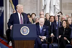 Er k&uuml;ndigte daf&uuml;r mehrere sogenannte Executive Orders an, die keine Zustimmung des Kongresses brauchen. - &copy; Shawn Thew/Pool EPA/AP/dpa