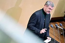 Verteidigt im Bundesrat die Senkung der Umsatzsteuer f&uuml;r Gastronomen: Bayerns Ministerpr&auml;sident S&ouml;der - &copy; Sebastian Christoph Gollnow/dpa