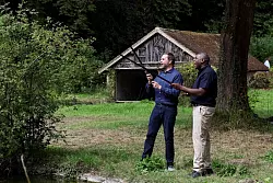 Vance und Lammy finden trotz unterschiedlicher politischer Ausrichtungen etliche Gemeinsamkeiten. (Archivfoto) - &copy; Suzanne Plunkett/Pool REUTERS/AP/dpa