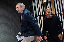 Sportvorstand Klaus Allofs geht, Trainer Markus Anfang darf bleiben. (Archivbild) - © Rolf Vennenbernd/dpa