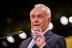 Kubicki wirbt um Stimmen von Unionswählern. - © Michael Kappeler/dpa