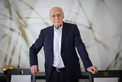 Die Zufriedenheit der Bev&ouml;lkerung mit der Krisenkompetenz der Politik sei so gering wie seit Jahren nicht mehr, erkl&auml;rt Opaschowski. - &copy; Christian Charisius/dpa