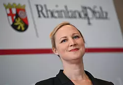 Die neue rheinland-pf&auml;lzische Sozialministerin D&ouml;rte Schall (SPD). - &copy; Arne Dedert/dpa