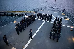 Auch die Abwehr feindlicher Drohnen üben die Soldaten. - © Philip Dulian/dpa