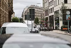 Unter anderem in Hamburg wurden Objekte durchsucht. - © Christian Charisius/dpa