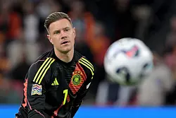 Nach monatelanger Verletzungspause zurück im Tor: Marc-André ter Stegen. - © Federico Gambarini/dpa