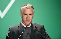 Frank Baumann hat mit Schalke 04 viel vor. - © Carmen Jaspersen/dpa