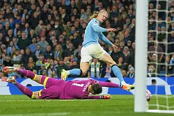 Erling Haaland trifft beim Sieg gegen Bournemouth doppelt. - © Ian Hodgson/AP/dpa