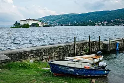 Die Idee, einen Steg von der Isola dei Pescatori zur Isola Bella zu bauen, wurde verworfen. - © Florian Sanktjohanser/dpa-tmn