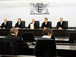 Im bislang letzten RAF-Prozess wurde zwischen 2010 und 2012 der Mord an Generalbundesanwalt Siegfried Buback noch einmal aufgerollt. (Archivbild) - © picture alliance / dpa