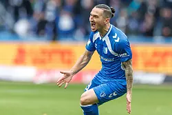 Baris Atik (1. FC Magdeburg) jubelt nach einem Tor. Durch Abseitsposition wird es nach VAR nicht anerkannt. - &copy; Andreas Gora/dpa