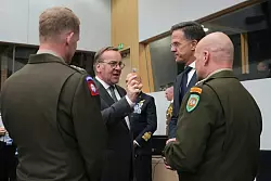 Am Rande eines Treffens der sogenannten Ukraine-Kontaktgruppe in Brüssel kündigte Pistorius einen neuen Anlauf für die internationale Verstärkung und Aufrechterhaltung der ukrainischen Flugabwehr an. - © Virginia Mayo/AP/dpa