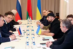 David Arachamija, der Chef der Parlamentsfraktion der Pr&auml;sidentenpartei Diener des Volkes, leitete bereits eine ukrainische Verhandlungsgruppe bei Gespr&auml;chen mit Russland kurz nach dem russischen &Uuml;berfall vom Februar 2022. (Archivbild) - &copy; Sergei Kholodilin/BelTA/AP/dpa