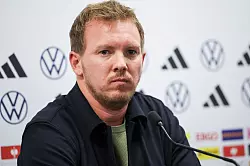 Bundestrainer Julian Nagelsmann ist davon überzeugt, dass es die U21 gegen Nordirland besser macht. - © Christian Charisius/dpa