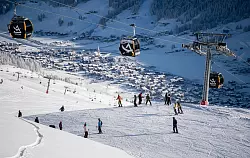 Carosello 3000 ist einer der Skiberge von Livigno - eine moderne Gondelbahn f&auml;hrt zum h&ouml;chsten Punkt des Gebiets. - &copy; Giovanni Levi/Livigno NEXT/dpa-tmn