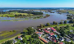 Der Landrat des Kreises Oder-Spree verst&auml;rkt ab Montag die Vorkehrungen zum Schutz vor einer Oderflut. - &copy; Patrick Pleul/dpa
