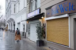 Eines der bekanntesten schwulen Ausgehviertel der Welt: die Motzstra&szlig;e in Berlin-Sch&ouml;neberg. (Archivbild) - &copy; Soeren Stache/dpa-Zentralbild/dpa