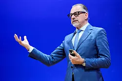 Josef Aschbacher m&ouml;chte das Budget deutlich aufstocken. (Archivbild) - &copy; Annette Riedl/dpa