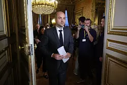 Frankreichs Au&szlig;enminister hielt sich zum aktuellen Verh&auml;ltnis zu Teheran bedeckt. (Archivbild) - &copy; Christophe Petit Tesson/Pool EPA/AP/dpa