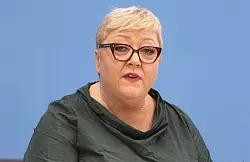 &laquo;Dieser Tag fordert uns regelrecht auf, etwas f&uuml;r diese Menschen zu tun, die f&uuml;r Freiheit und Selbstbestimmung in der DDR gek&auml;mpft haben&raquo;: die SED-Opferbeauftragte Evelyn Zupke. - &copy; Wolfgang Kumm/dpa