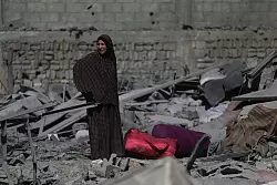 Israel hat die sch&auml;tzungsweise rund eine Million Menschen in der Stadt Gaza mehrmals aufgerufen, in sogenannte humanit&auml;re Zonen weiter s&uuml;dlich zu fliehen. - &copy; Yousef Al Zanoun/AP/dpa