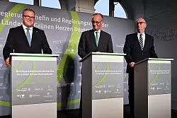 Treffen der ostdeutschen Ministerpr&auml;sidenten mit Bundeskanzler Friedrich Merz (CDU) - &copy; Martin Schutt/dpa