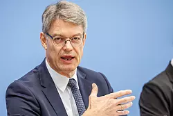 Schnieder kam ins Krankenhaus. (Archivbild) - &copy; Andreas Gora/dpa