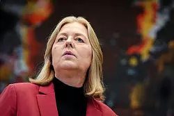 SPD-Arbeitsministerin Bärbel Bas hat das umstrittene Rentengesetz vorgelegt. (Archivfoto) - © Kay Nietfeld/dpa