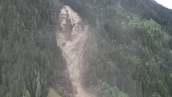 Das Unwetter brachte auch in Neustift einen Hang in Bewegung. - © Unbekannt/BFV-IBK-LAND/APA/dpa