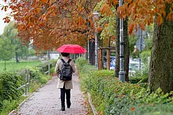 Im Südwesten kam der September eher nass daher (Symboldbild) - © Uwe Anspach/dpa