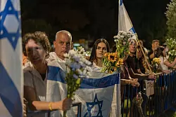 Nach zwei Jahren Krieg endlich Waffenruhe - viele haben nicht &uuml;berlebt. (Archivbild) - &copy; Ilia Yefimovich/dpa